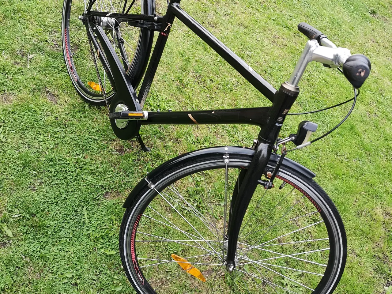 Billede 6 - KILDEMOES 28"  48cm For- og baglygter,  gode dæk ,