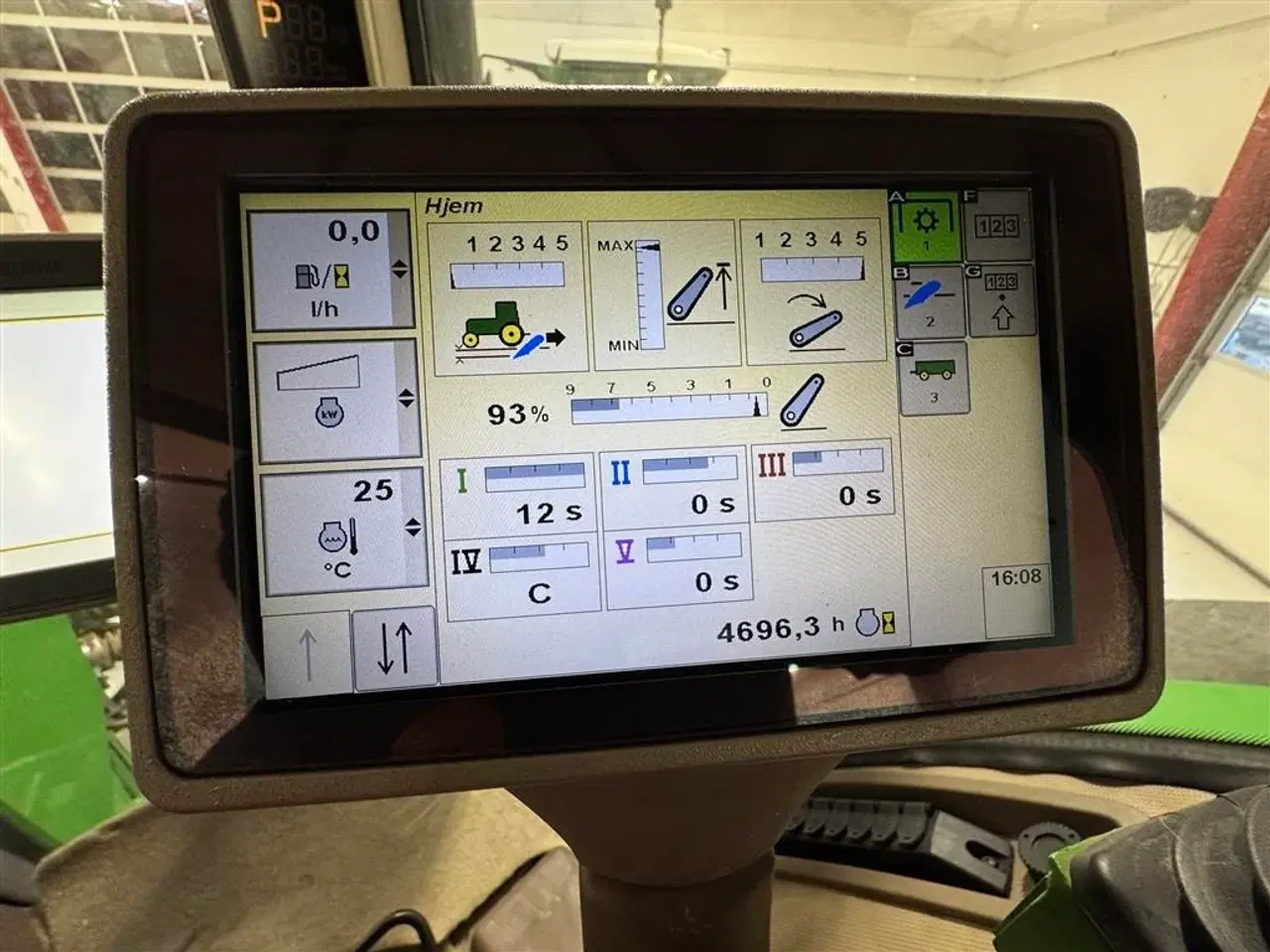 Billede 13 - John Deere 8345R KUN 4695 TIMER! ÆGTE LIEBAVERI! MED 4 STK TVILLINGEHJUL OG GPS!