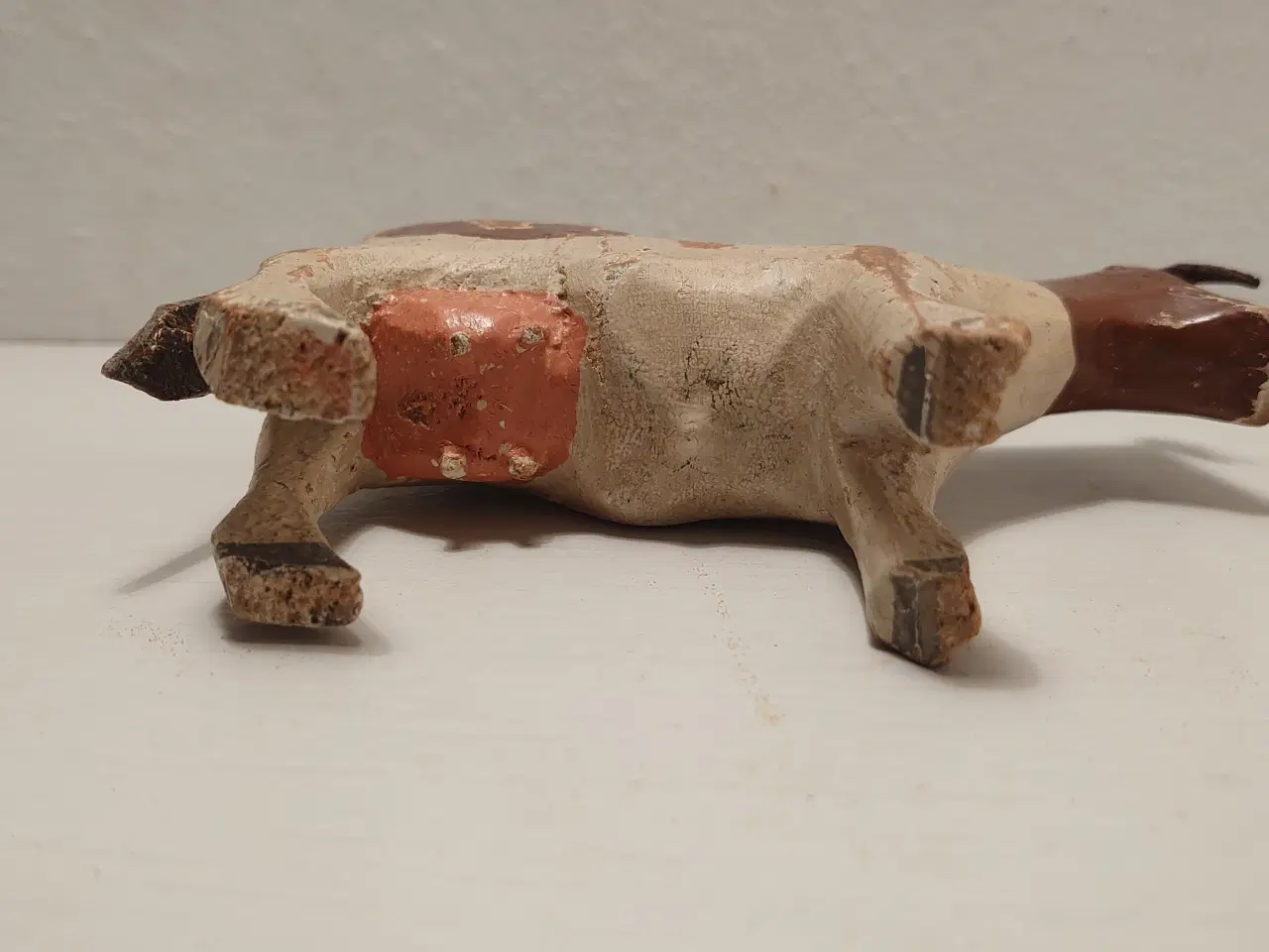 Billede 5 - Fængselslegetøj: Brunbroget ko. L.12,5cm.1930´erne