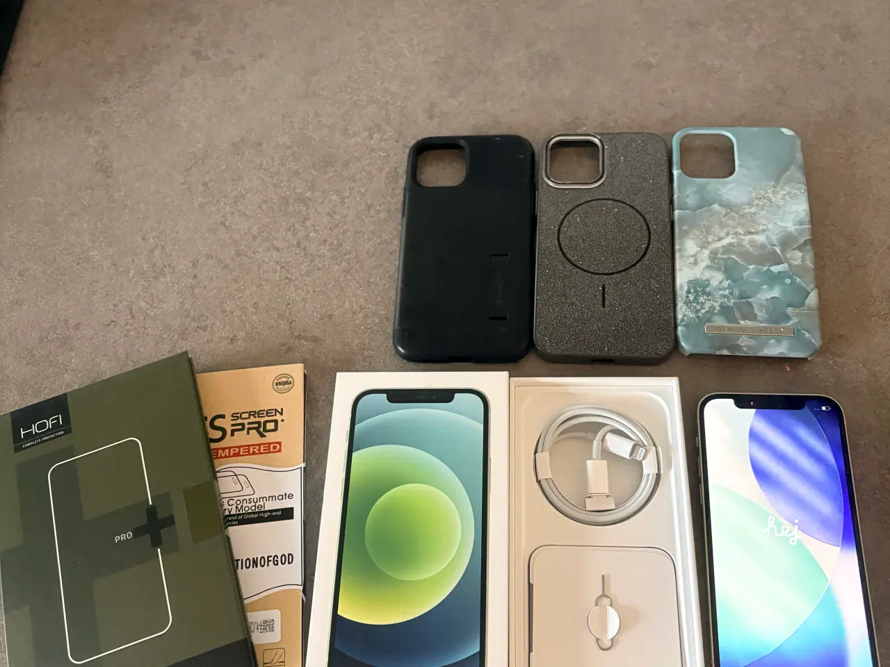 Billede 2 - iPhone 12 grøn, 64 gb og med tilbehør