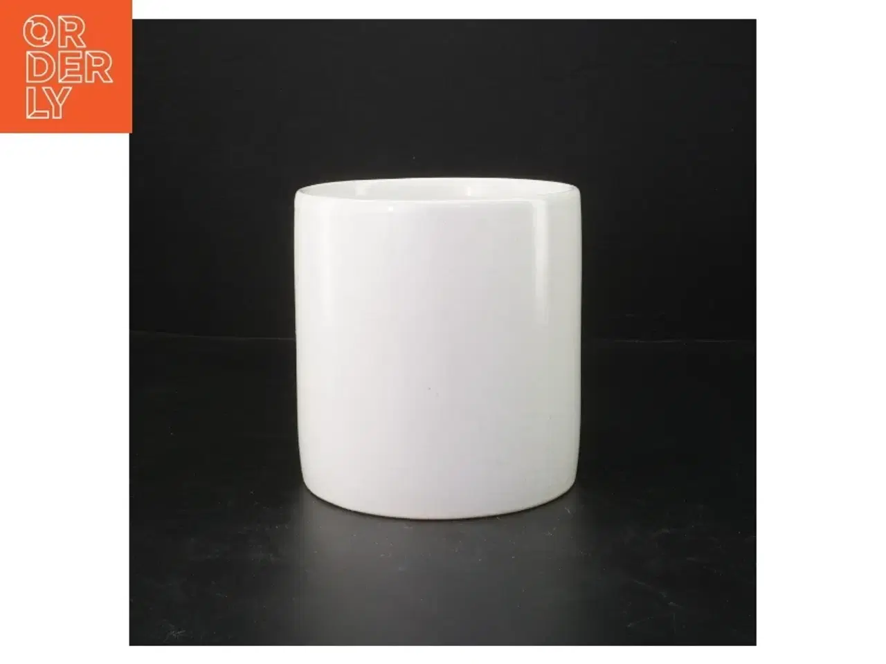 Billede 1 - Lille hvid keramik urtepotteskjuler (str. 14 cm)