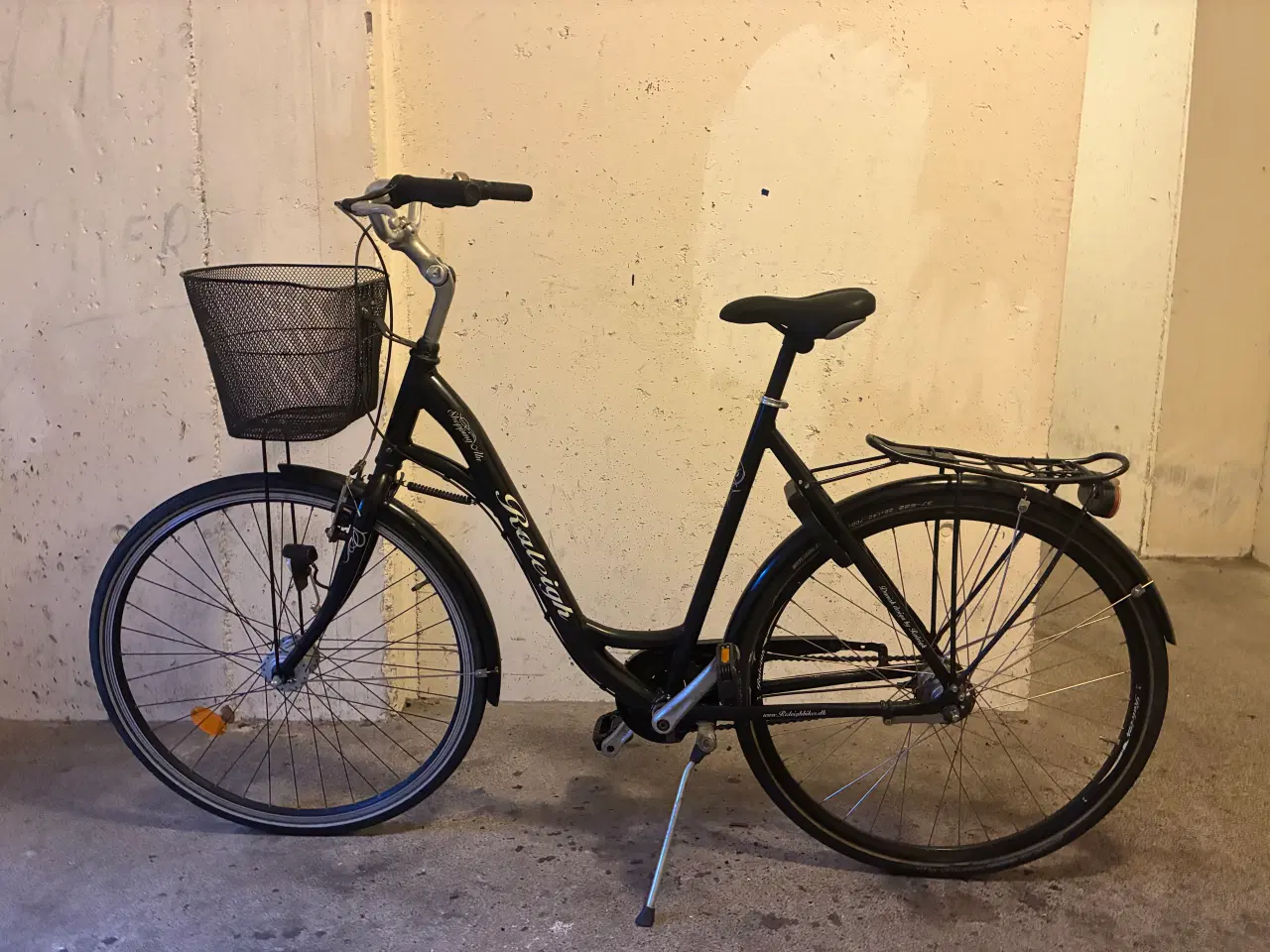 Billede 2 - Damecykel sort med 7 indvendige