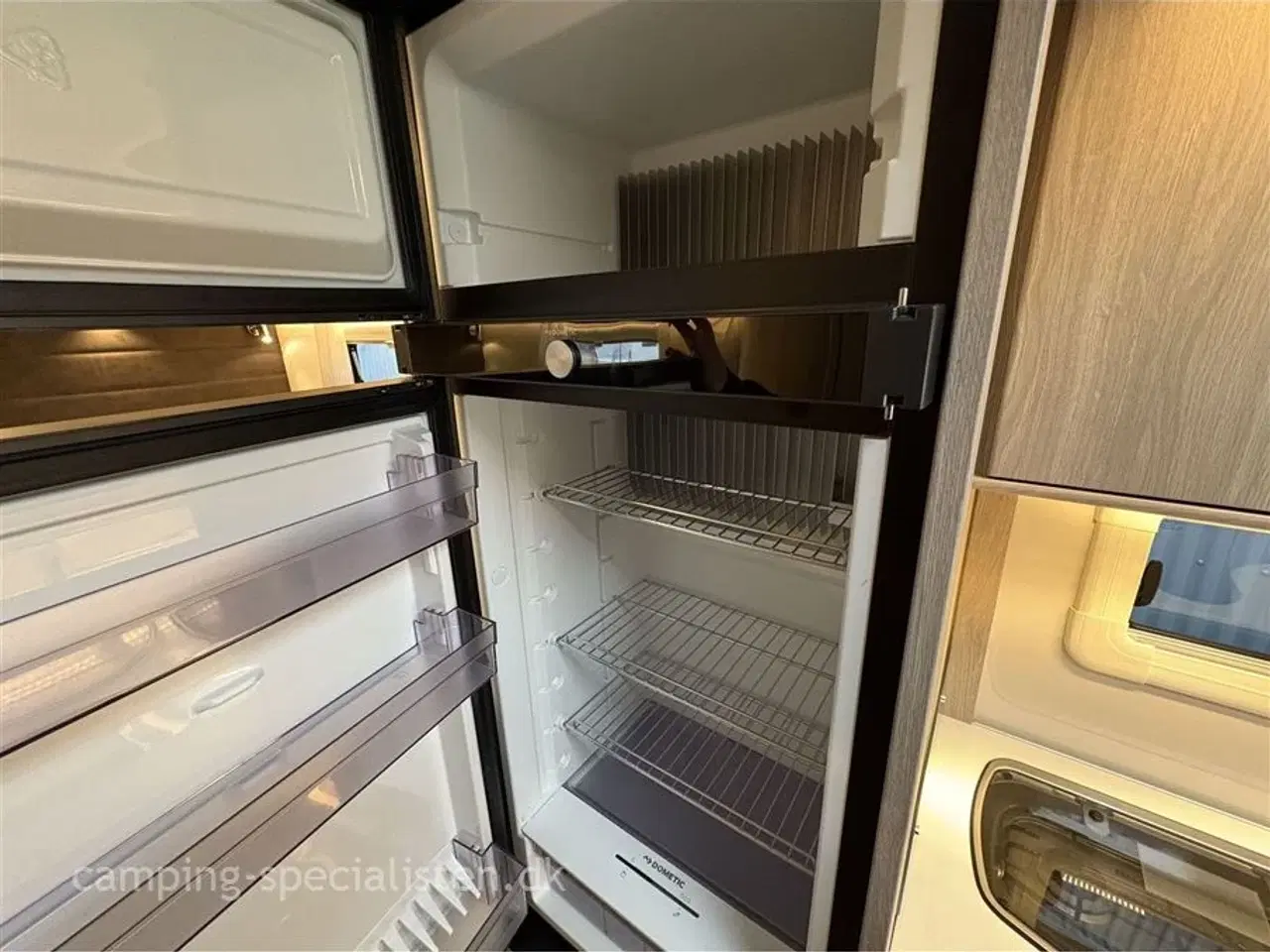 Billede 13 - 2021 - Kabe Travel Master Classic 740 LGB   Kabe Travel Master Classic 740 LGB 2021 - Se den nu hos Camping-Specialisten.dk