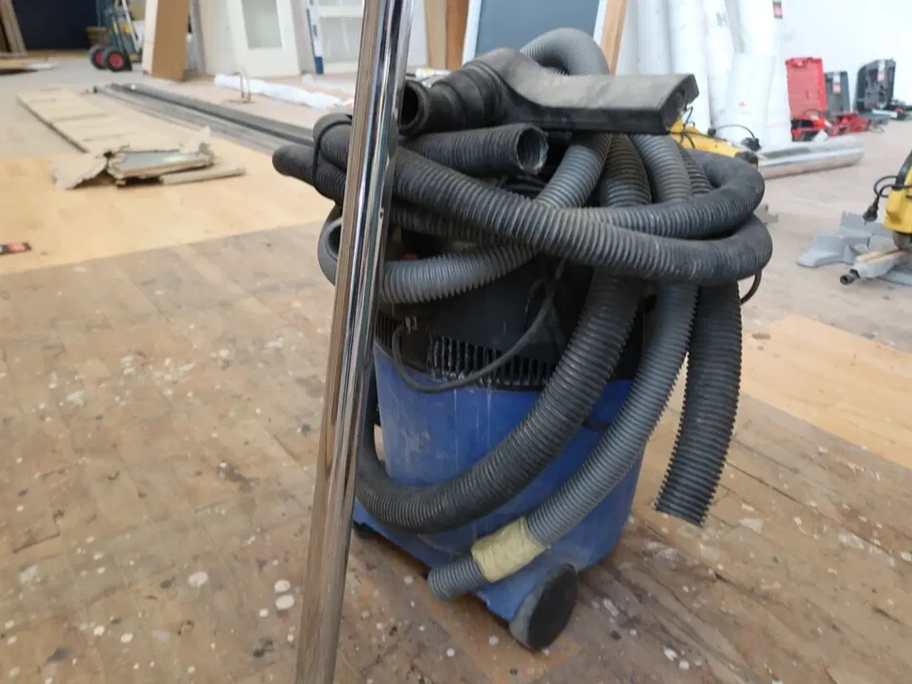 Billede 2 - Industristøvsuger, Nilfisk AERO 25