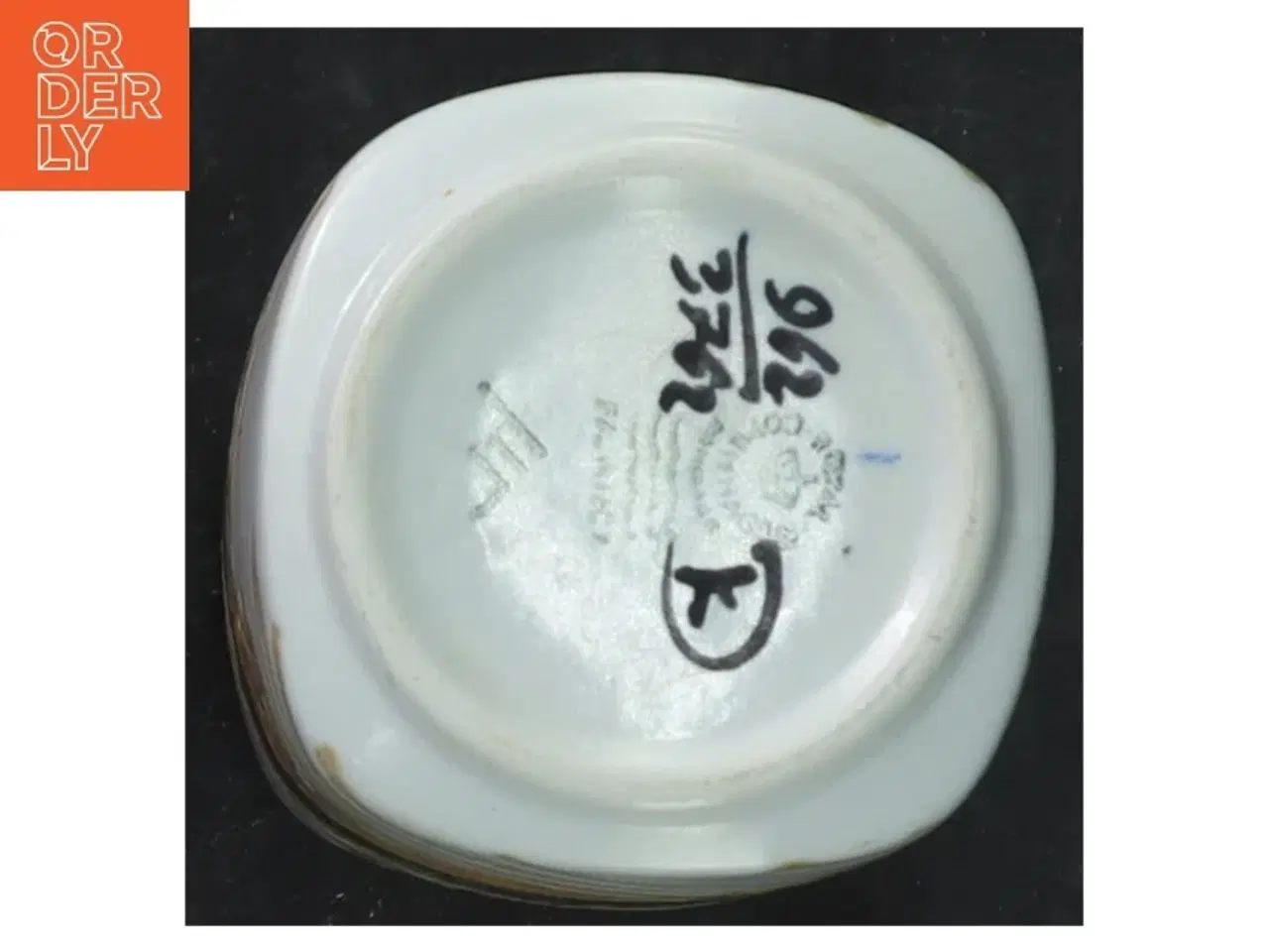 Billede 4 - Dekorativ vase fra Royal Copenhagen (str. 13 cm)