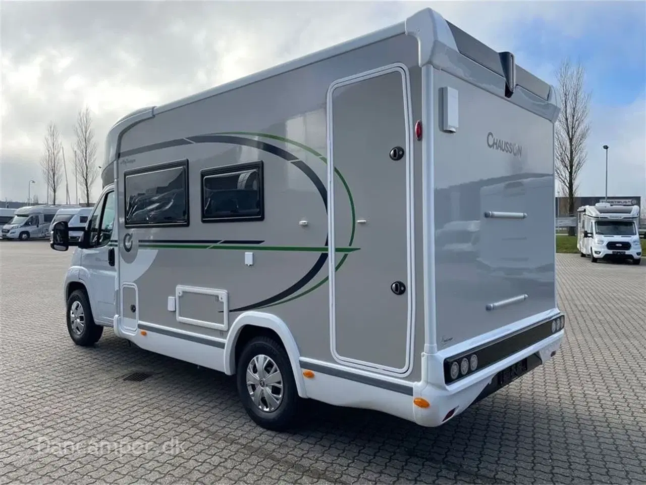 Billede 2 - 2024 - Chausson 650 Etape Line   Den flotte,  korte men dog meget rummelige Chausson 650 Etape Line  på kun 6,36 meter