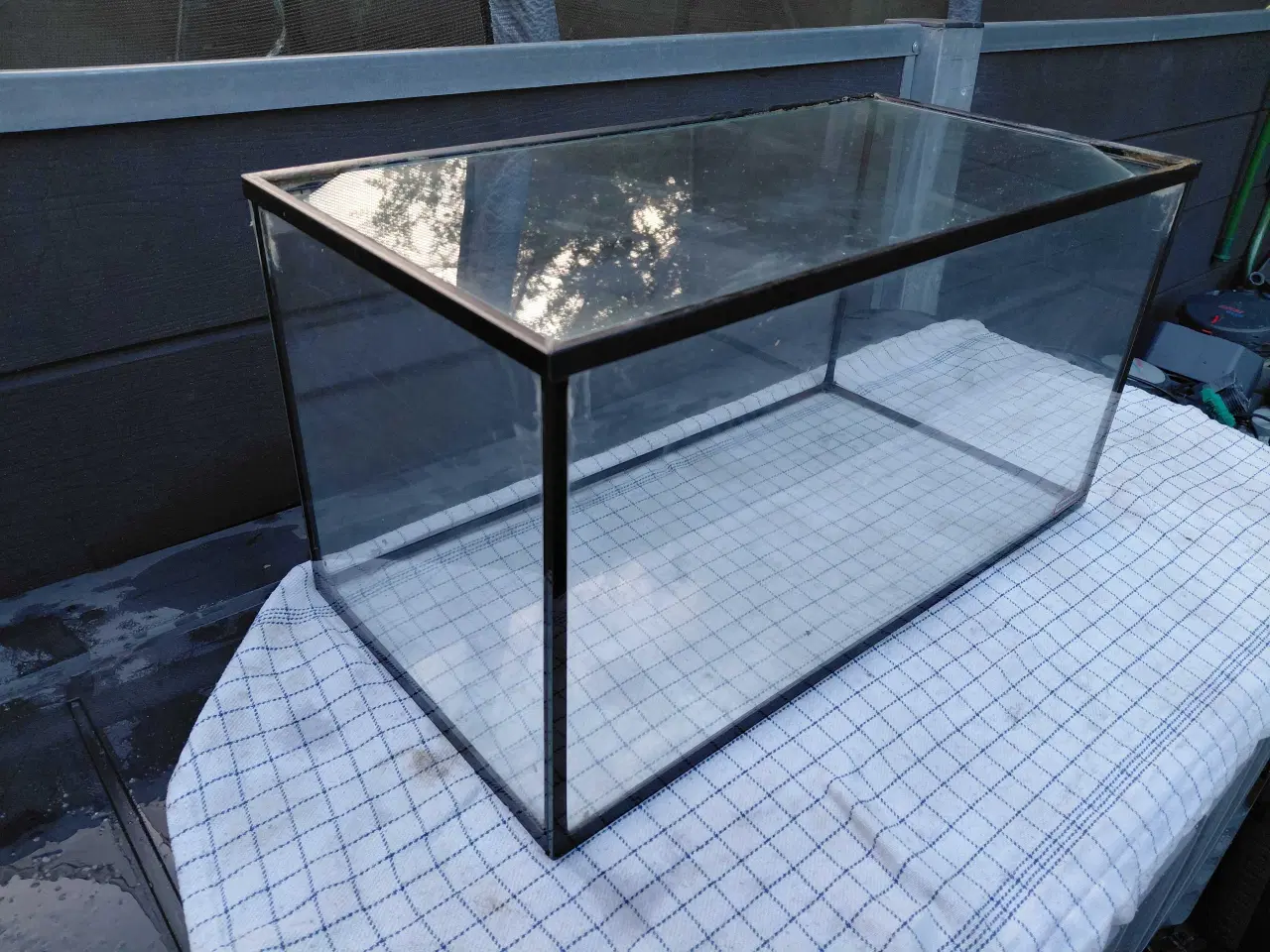 Billede 2 - Akvarier 30L 