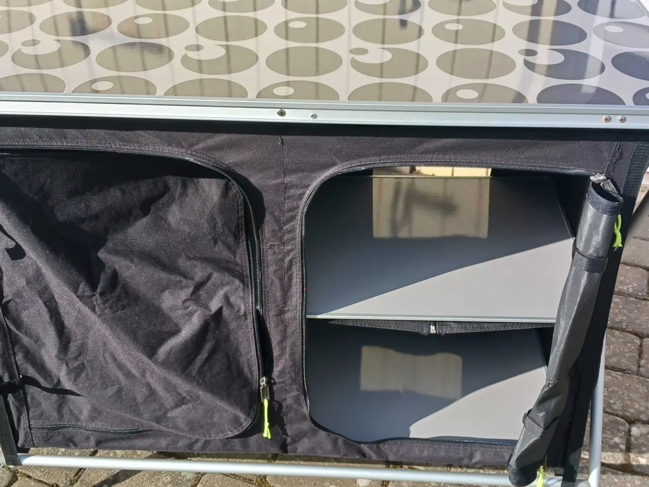 Billede 3 - 2 fine campingskab 100x80x50