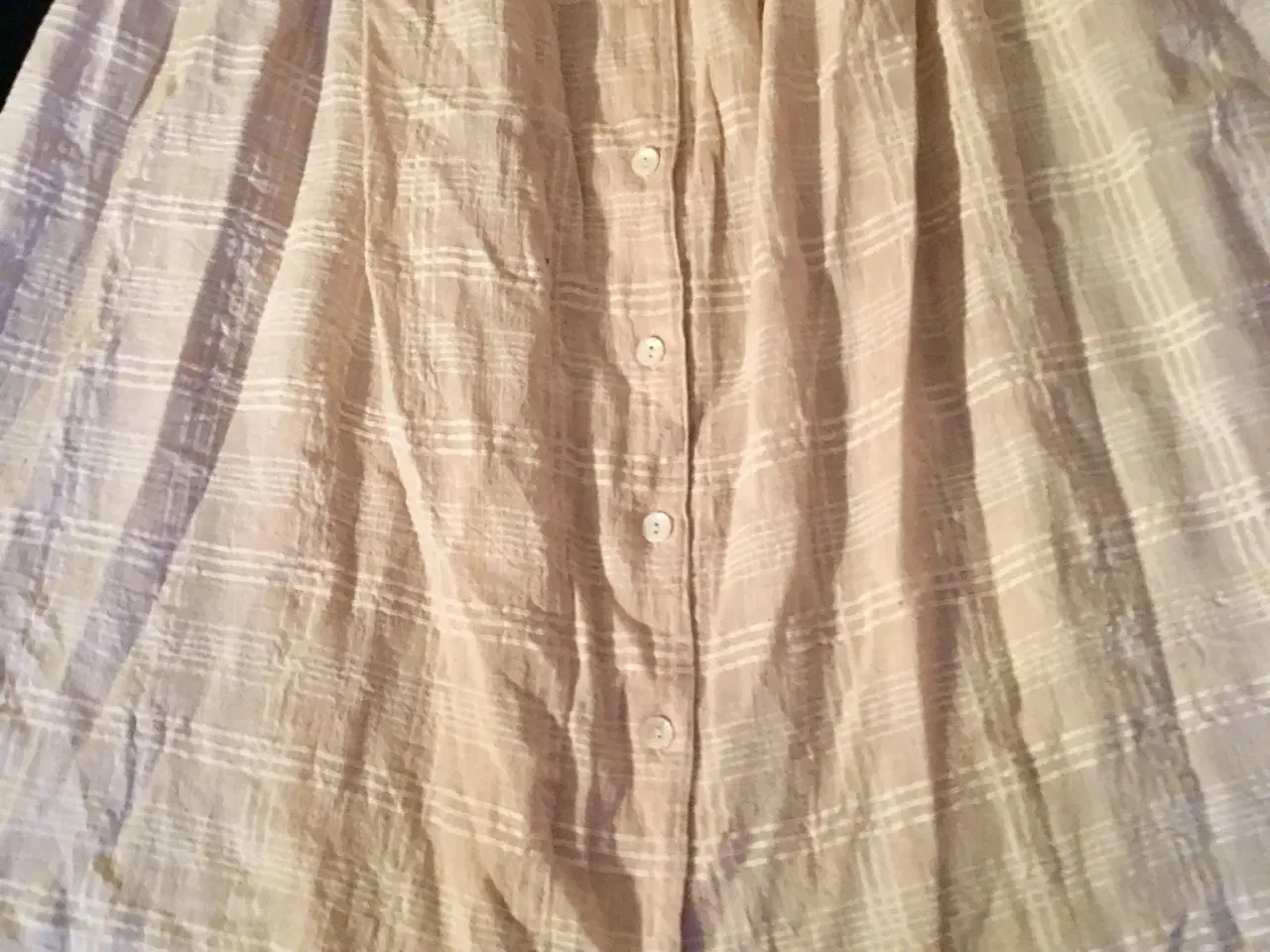 Billede 8 - Bluse og nederdel til salg
