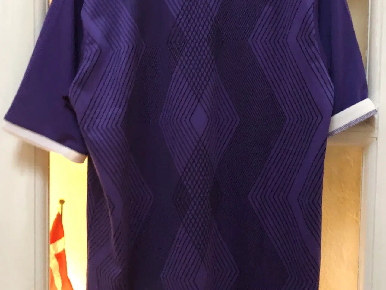 Billede 2 - Fodbold trøje str L