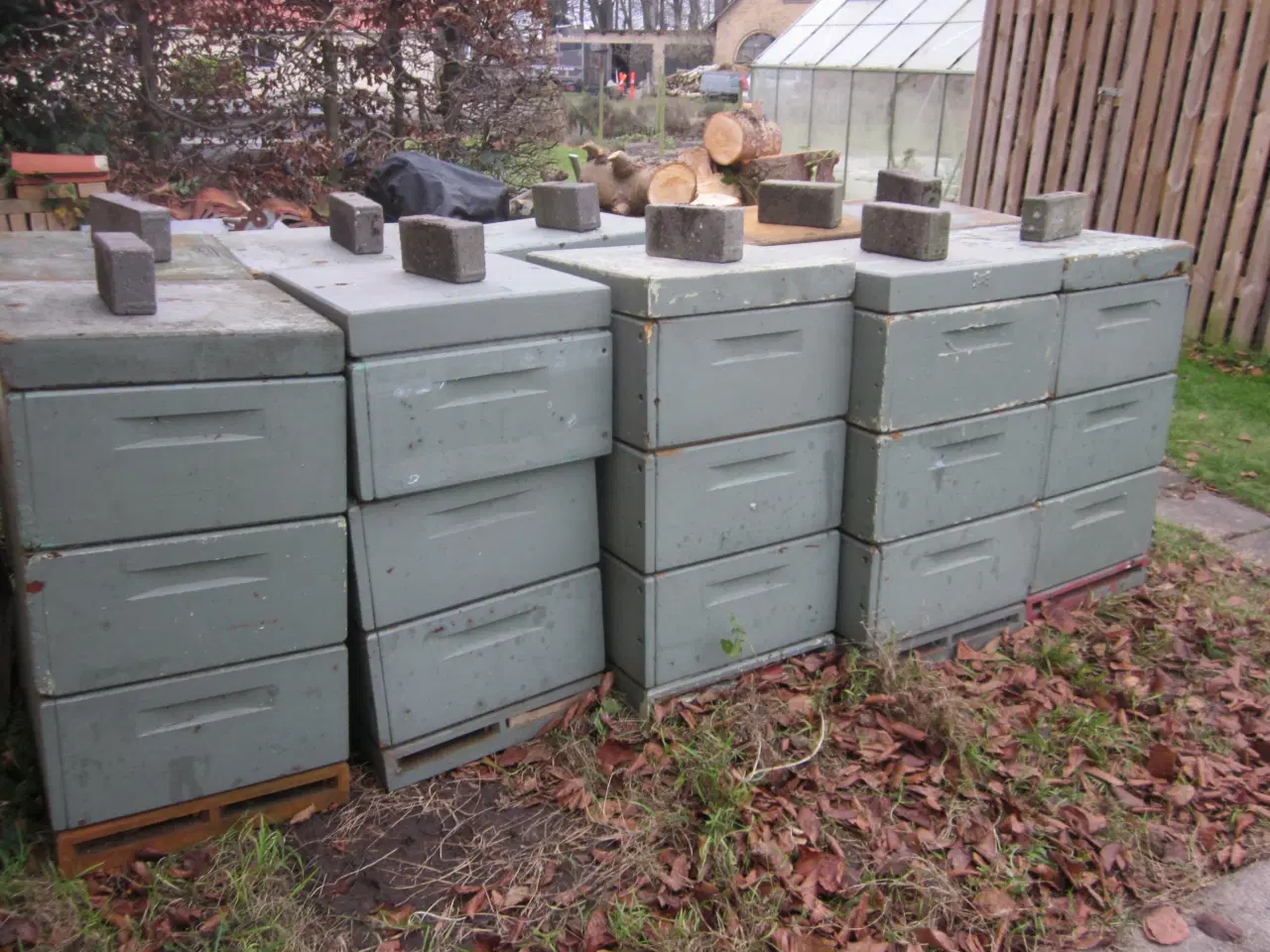 Billede 1 - Stor komplet bigård- lavnormal