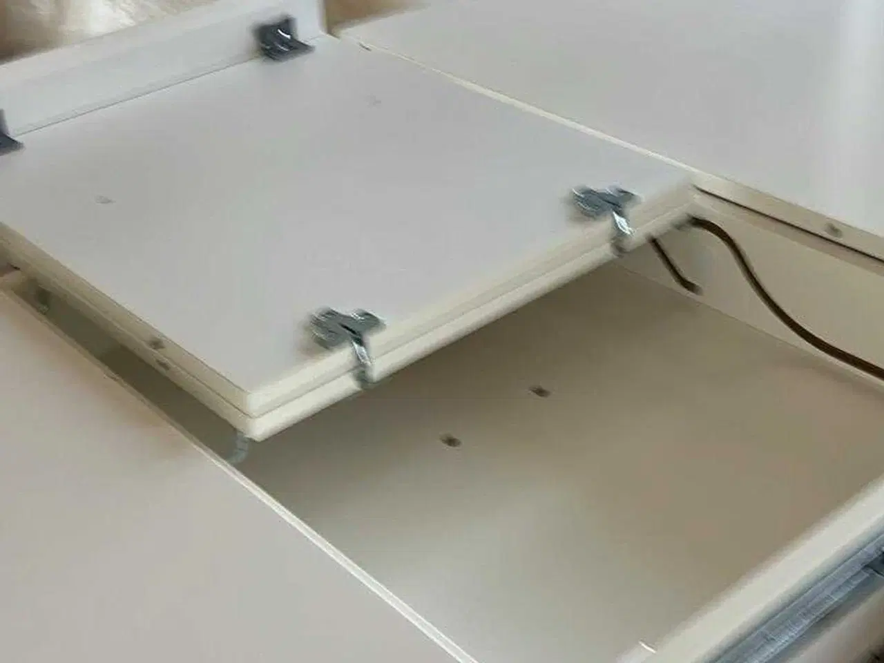 Billede 5 - Ikea bord