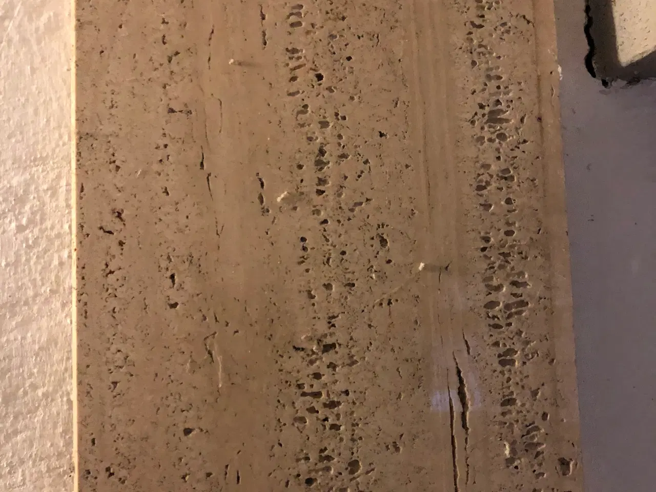 Billede 2 - Vindueskarm i travertin