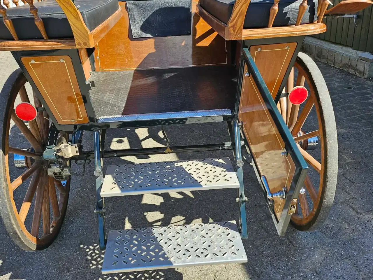 Billede 9 - Hestevogn , wagonette