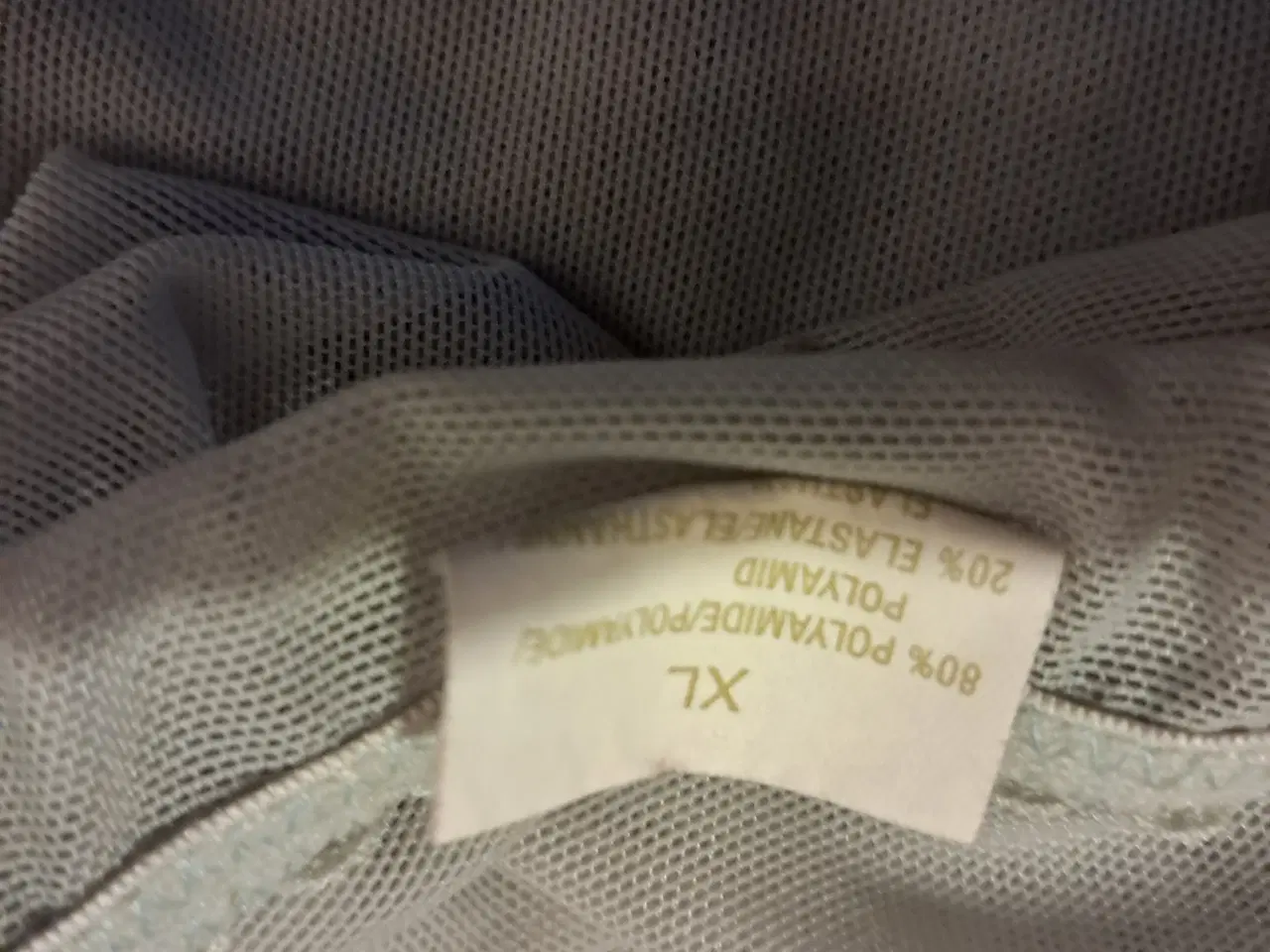 Billede 6 - Hunkemöller str. XL top