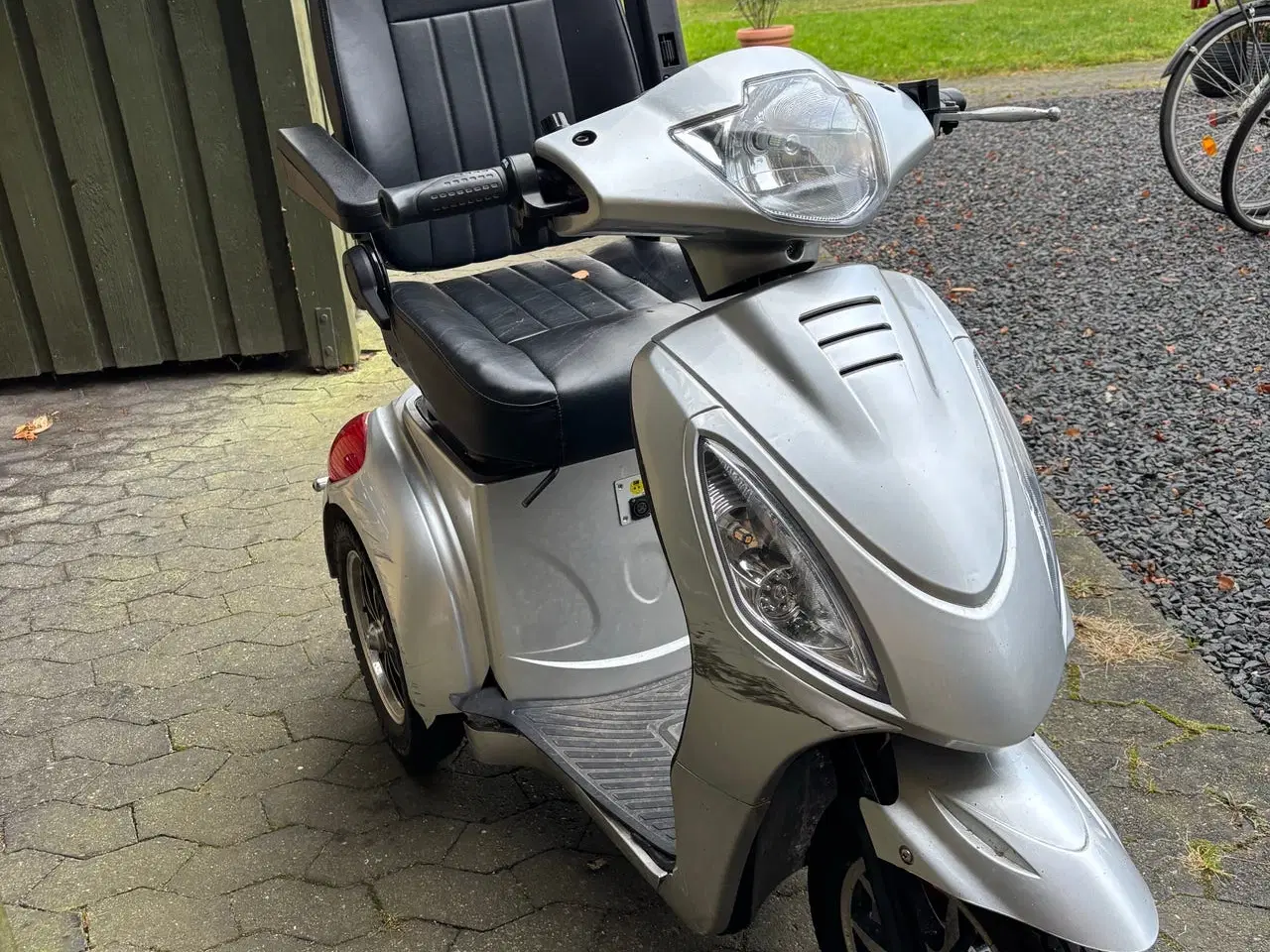 Billede 2 - SØGER denne 3 hjulet el Nyere velfungerende Kørekl