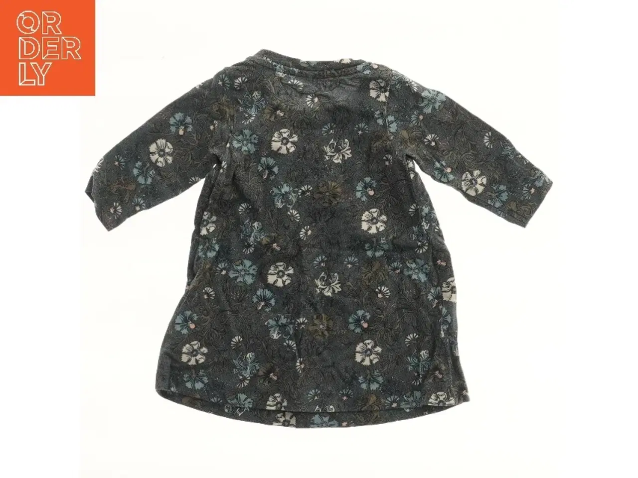 Billede 2 - Børnekjole med blomstermønster fra Name It (str. 56)