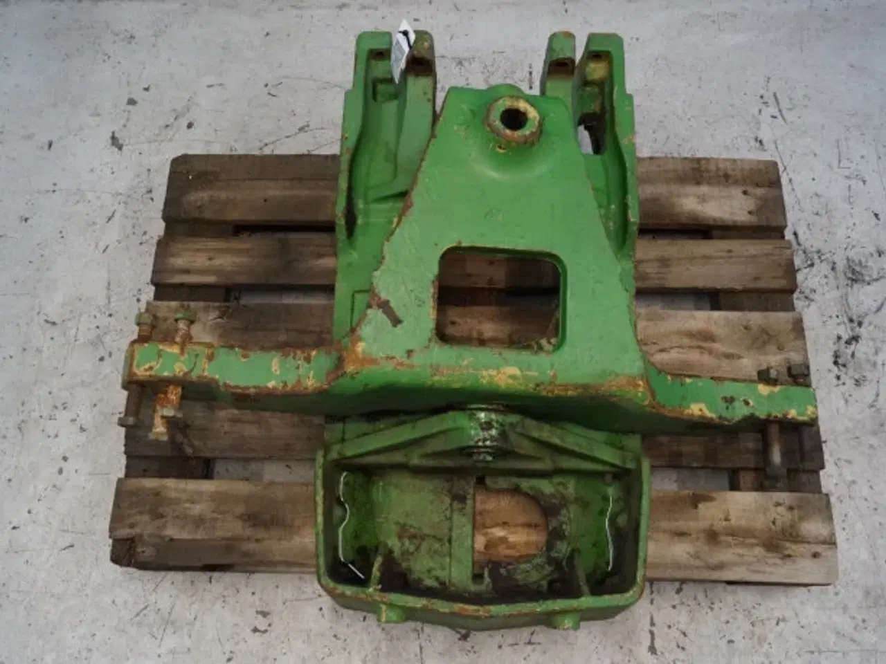 Billede 12 - John Deere 3040 Foraksel