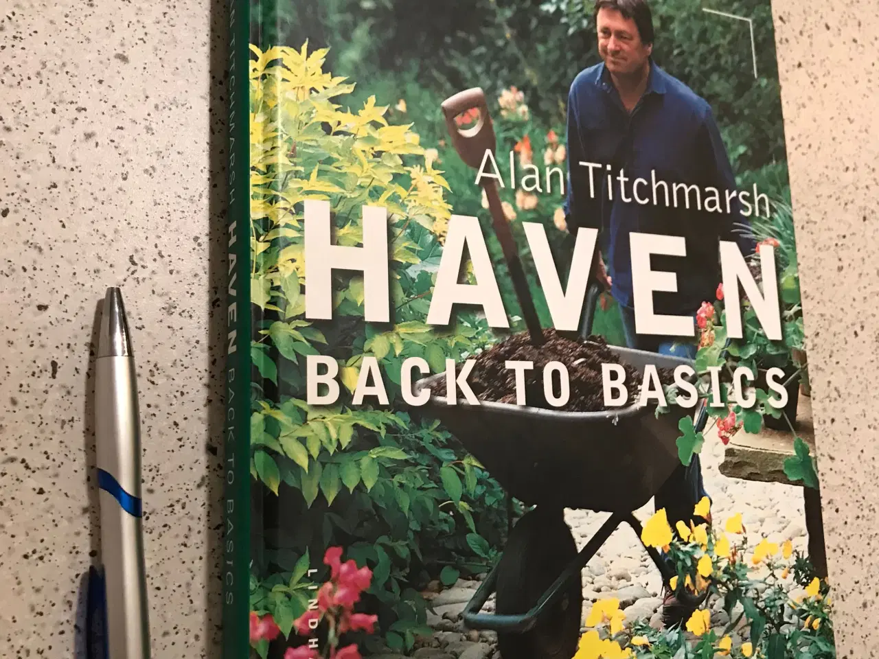 Billede 1 - Haven-back to basics" af A. Titchmarsh