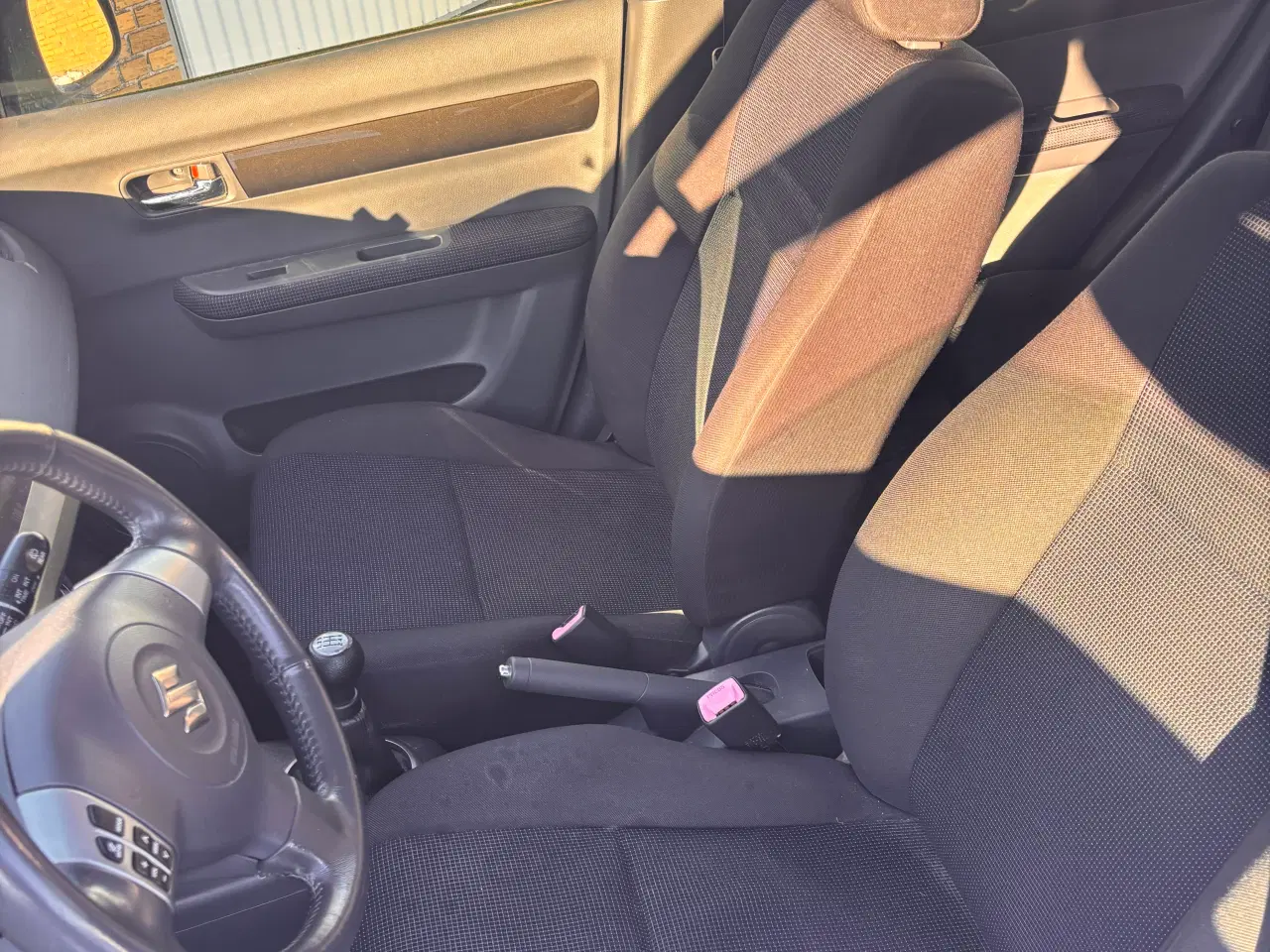 Billede 5 - Billig bil med lav km. 