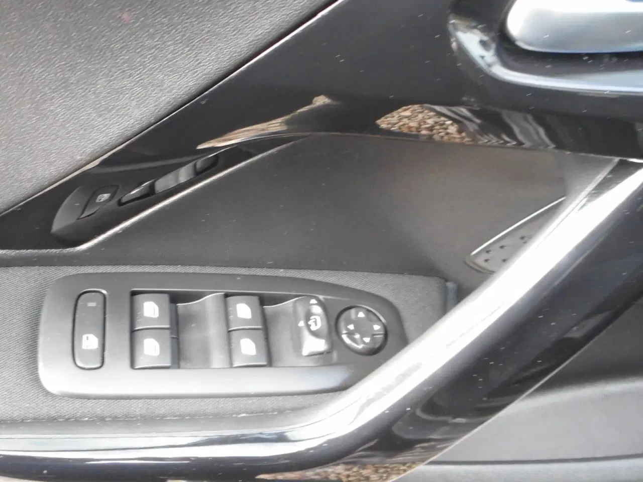 Billede 10 - Peugeot 208 1,5 BlueHDi 100 Prestige