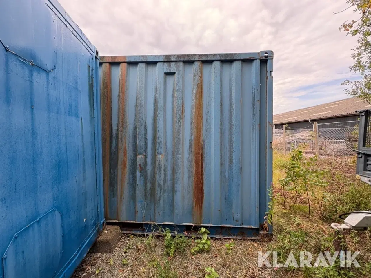 Billede 4 - Container 10 fods sælges med indhold