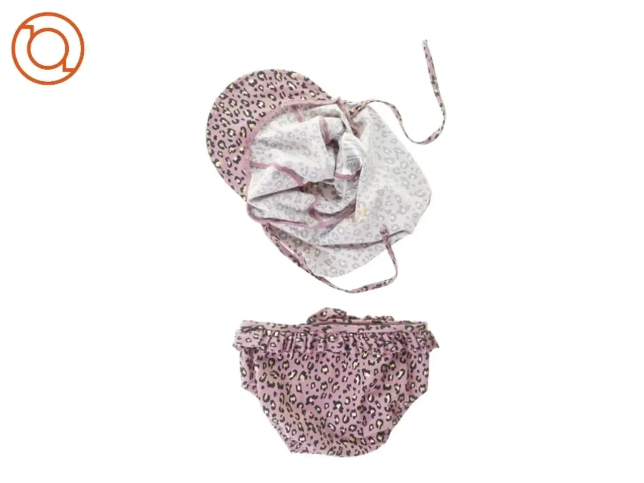 Billede 3 - Badebukser og badehætte til baby fra Petit (str. 98)