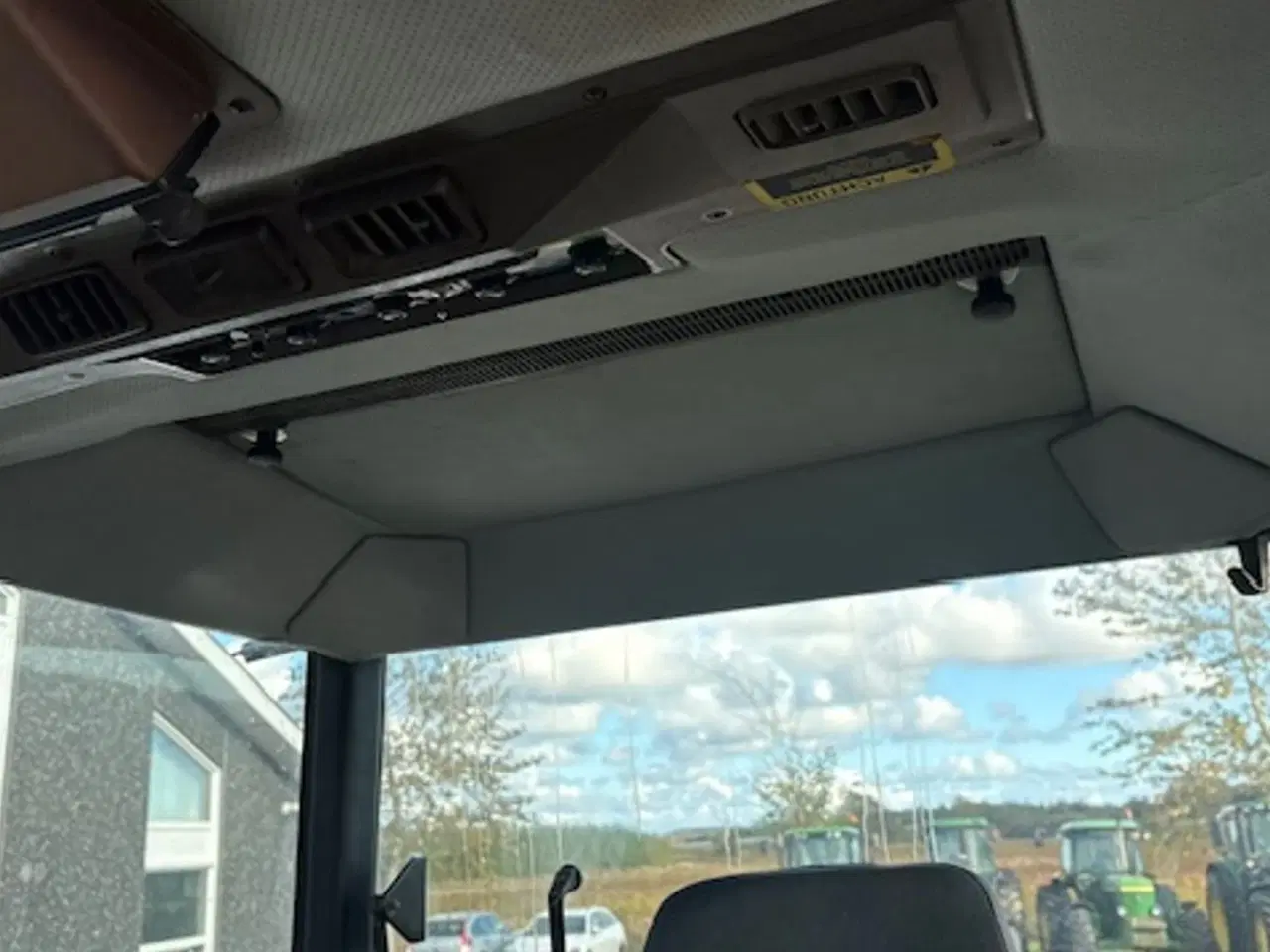 Billede 19 - John Deere 4755 MED FRONTLIFT, LUFTANLÆG, NYE DÆK FOR