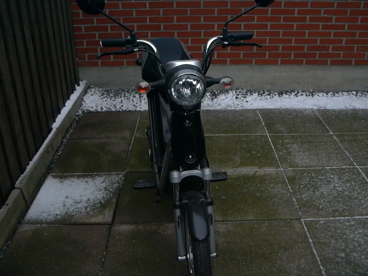 Billede 2 - El knallert E-ton ?