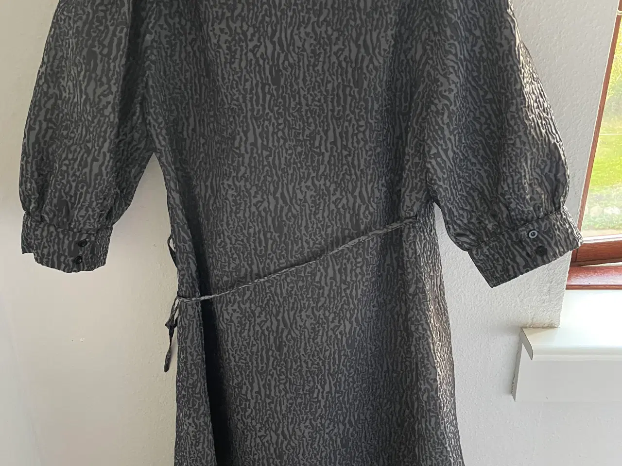 Billede 3 - Noella slå-om kjole