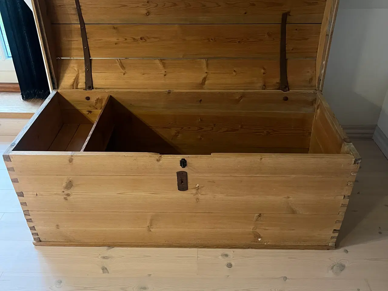 Billede 6 - Ældre Dragkiste