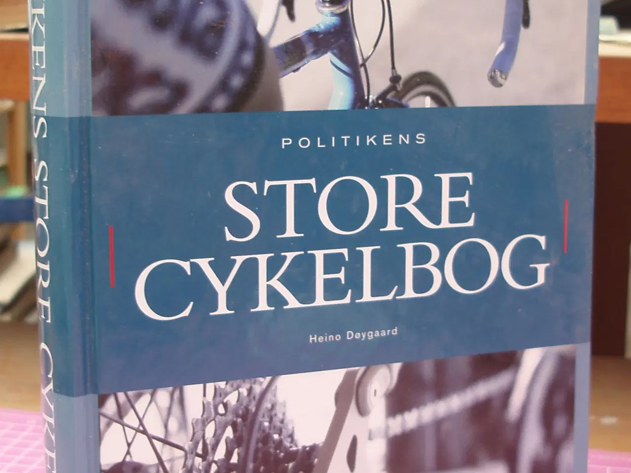 Billede 1 - Politikens Store Cykelbog af Heino Døygaard