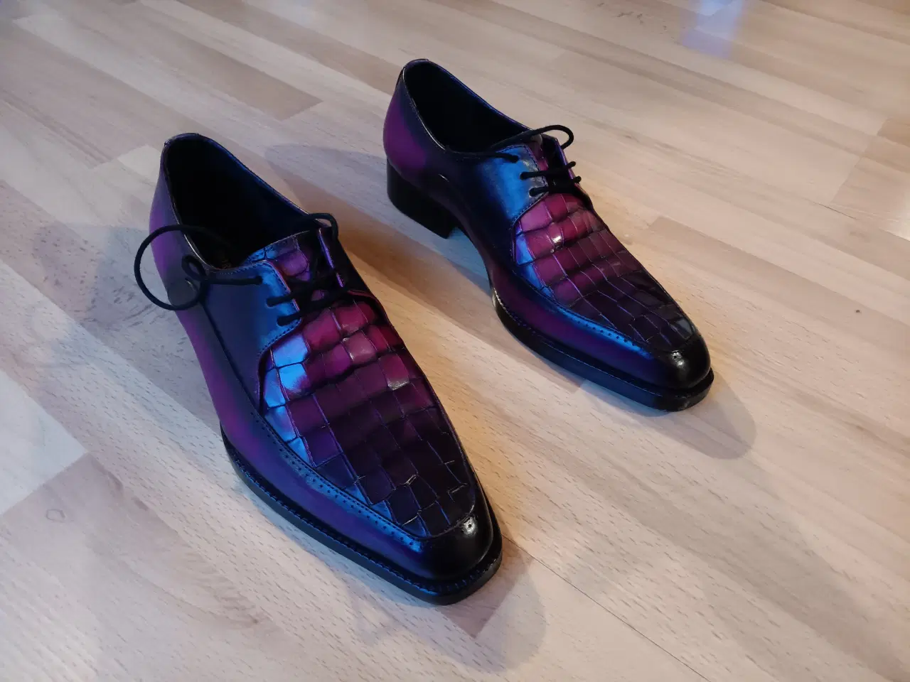 Billede 1 - Lædersko Escaro Royale Brogues