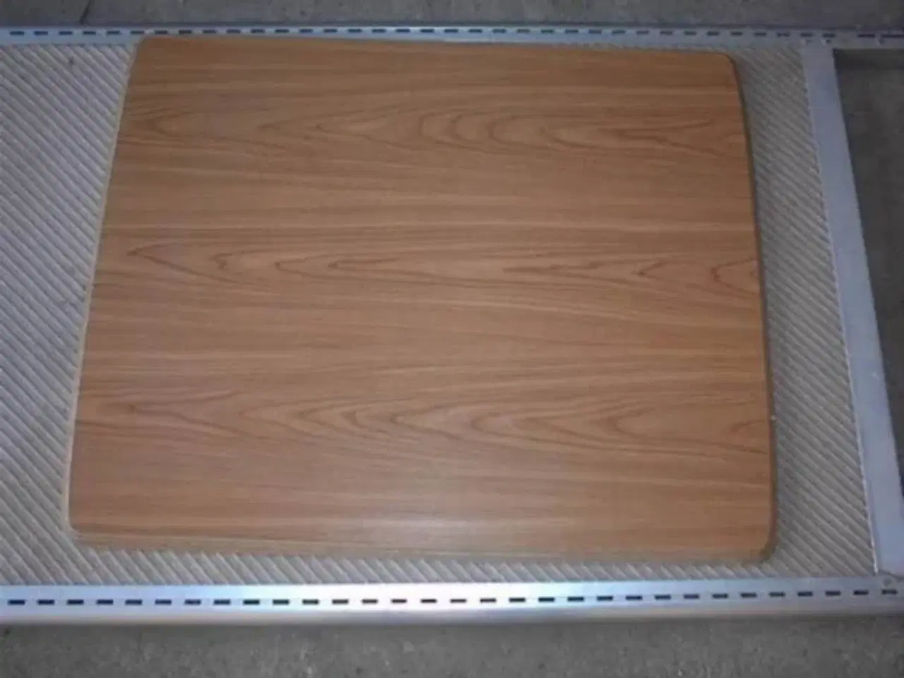 Billede 1 - Bordplade til hæve / sænke bord.