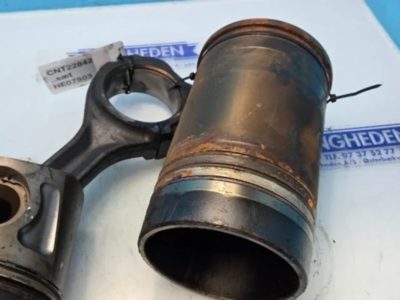 Billede 20 - Iveco  Cursor13   Stempel Sæt   8094840