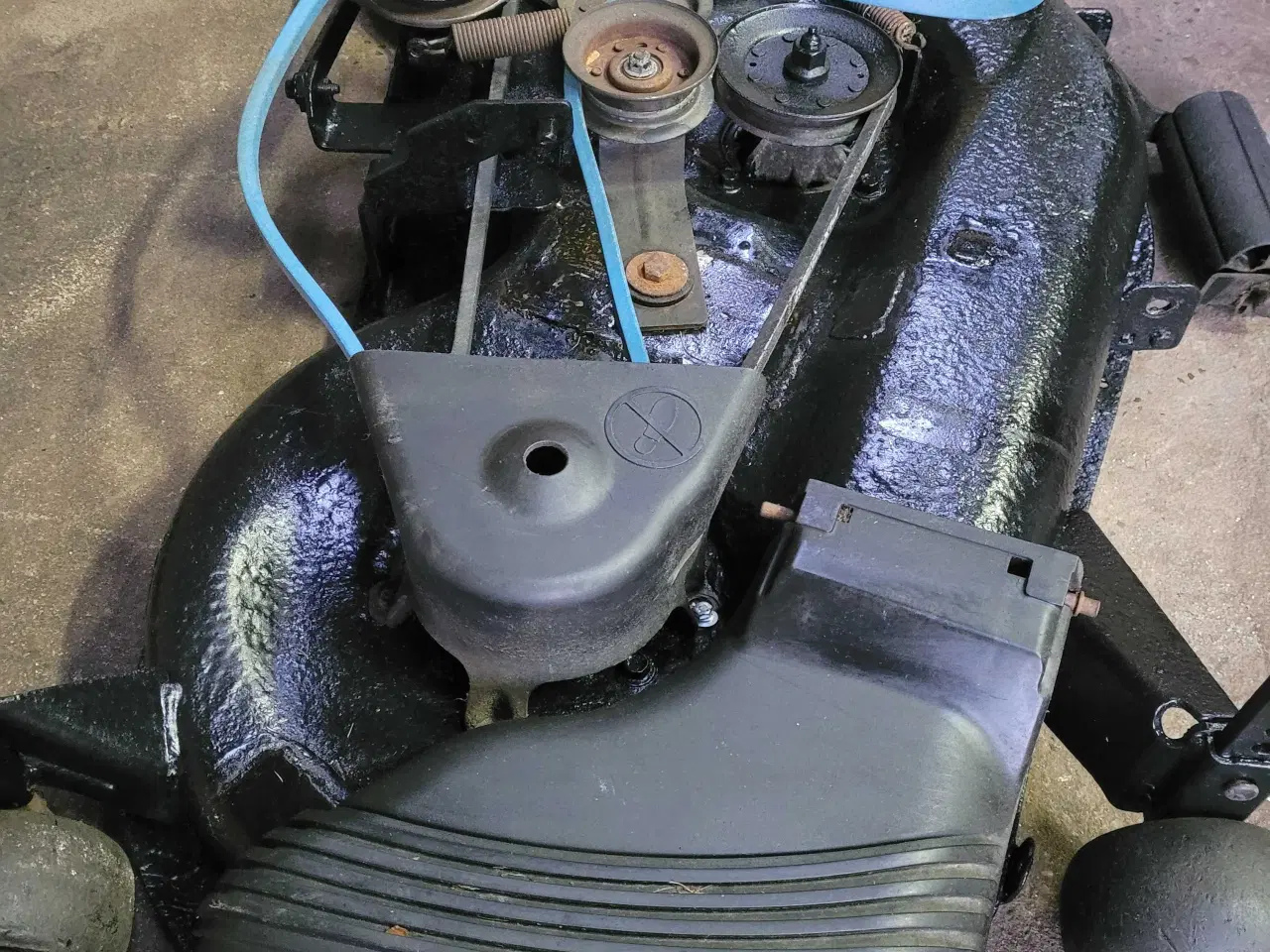 Billede 7 - Stor 48" Havetraktor Jonsered LT Automatic 19