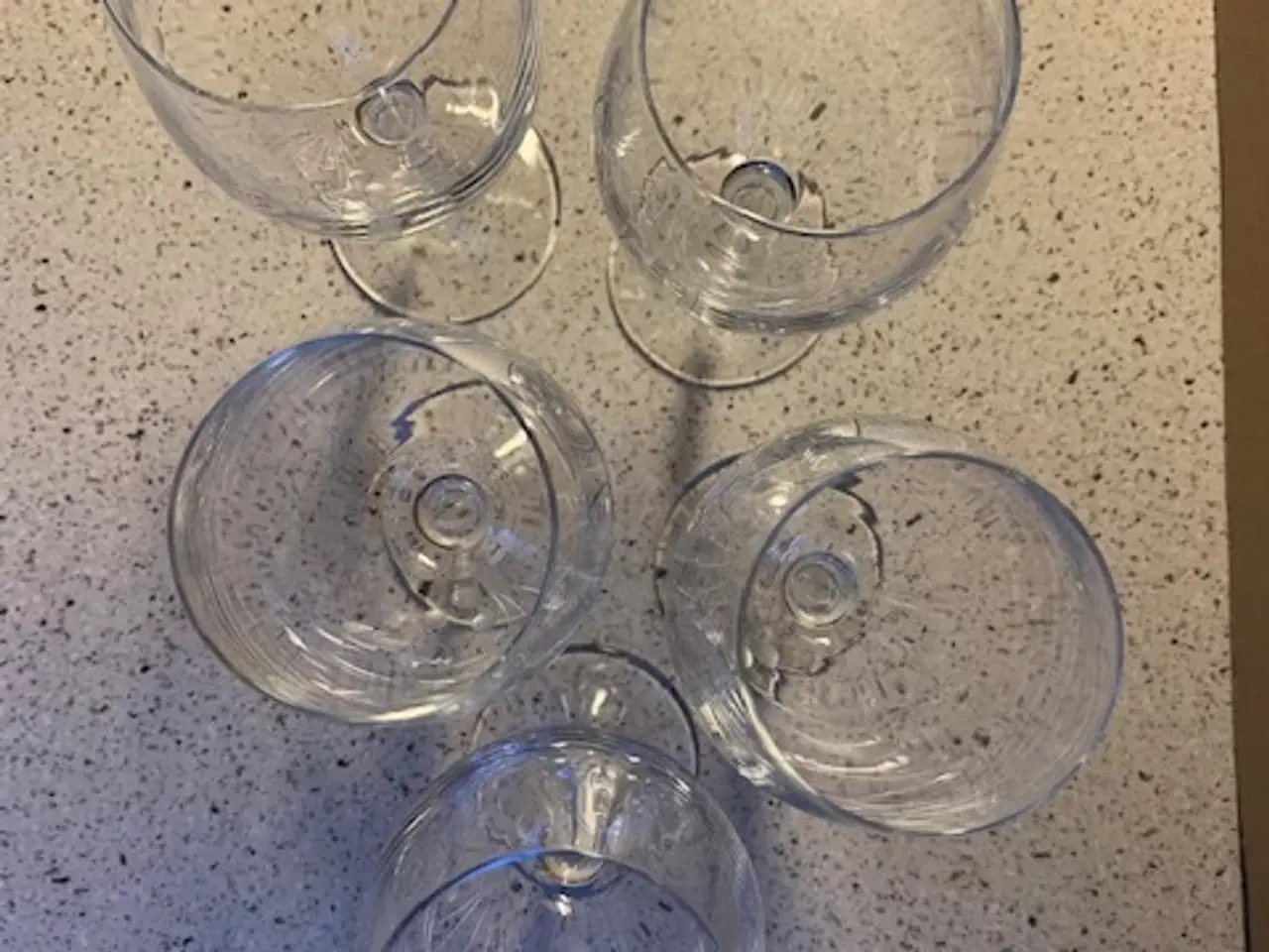 Billede 5 - Krystal glas 5 stk fra Tjekkiet, samlet pris 30 kr