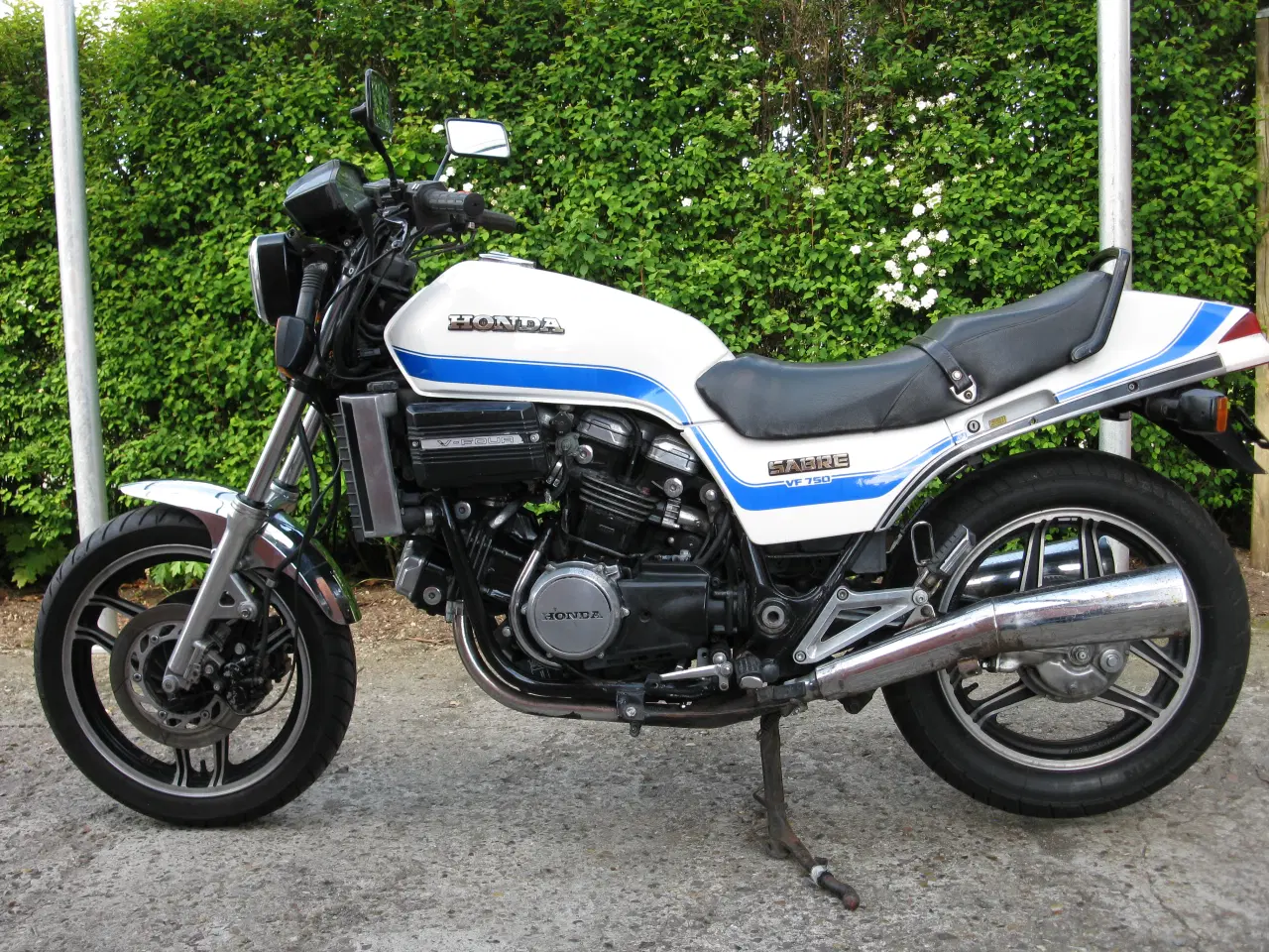 Billede 1 - Honda VF 750 S