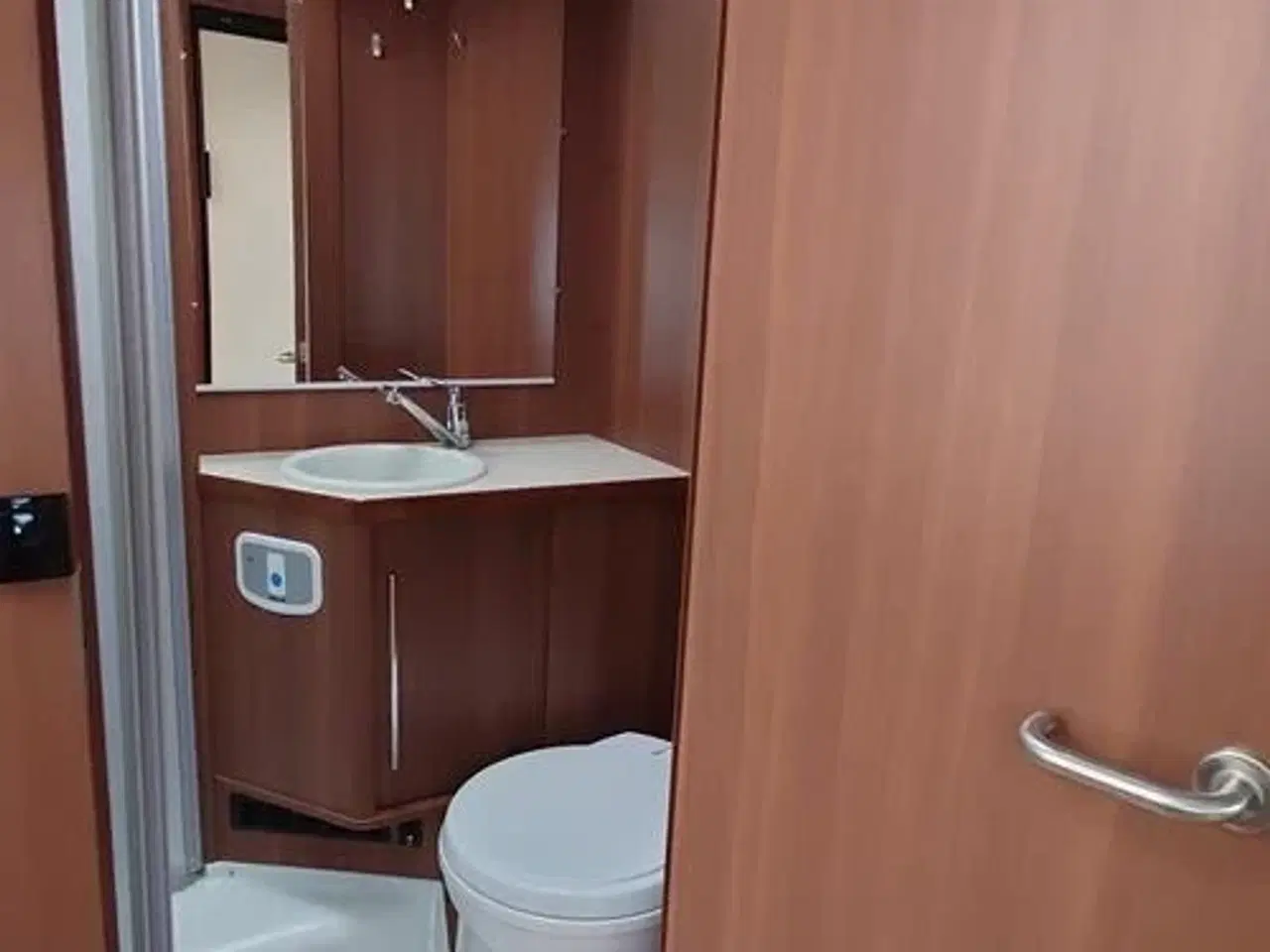 Billede 12 - LMC Exquisit Vip 595 D