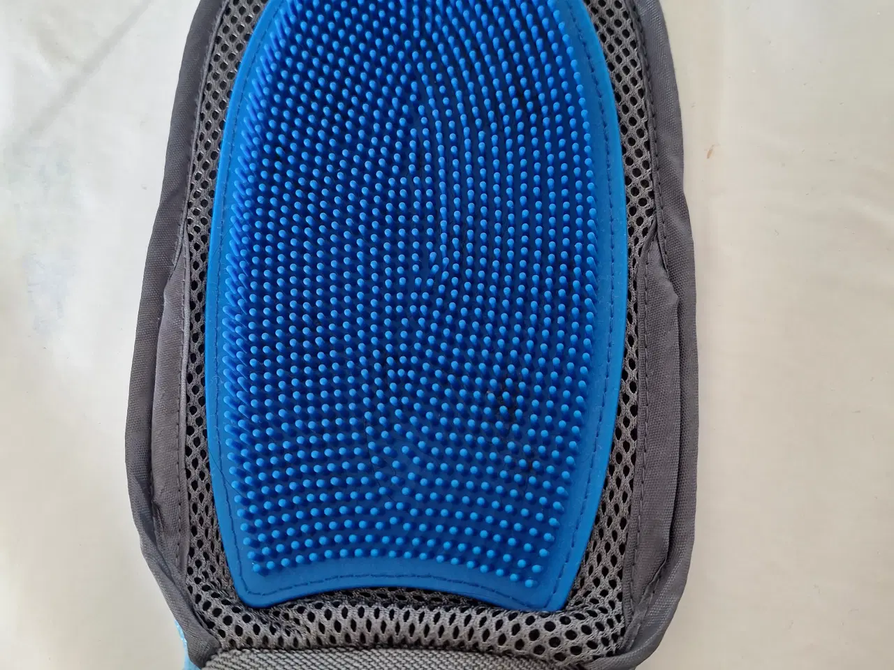 Billede 1 - Massagehandske/Pelseplejehandske