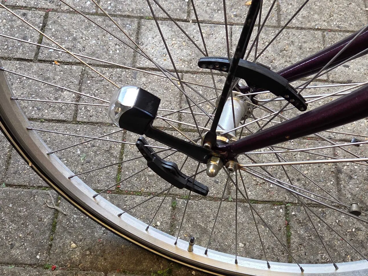 Billede 7 - MBK. 28 " Høj 57 cm . 3 gear . For og baglygter me