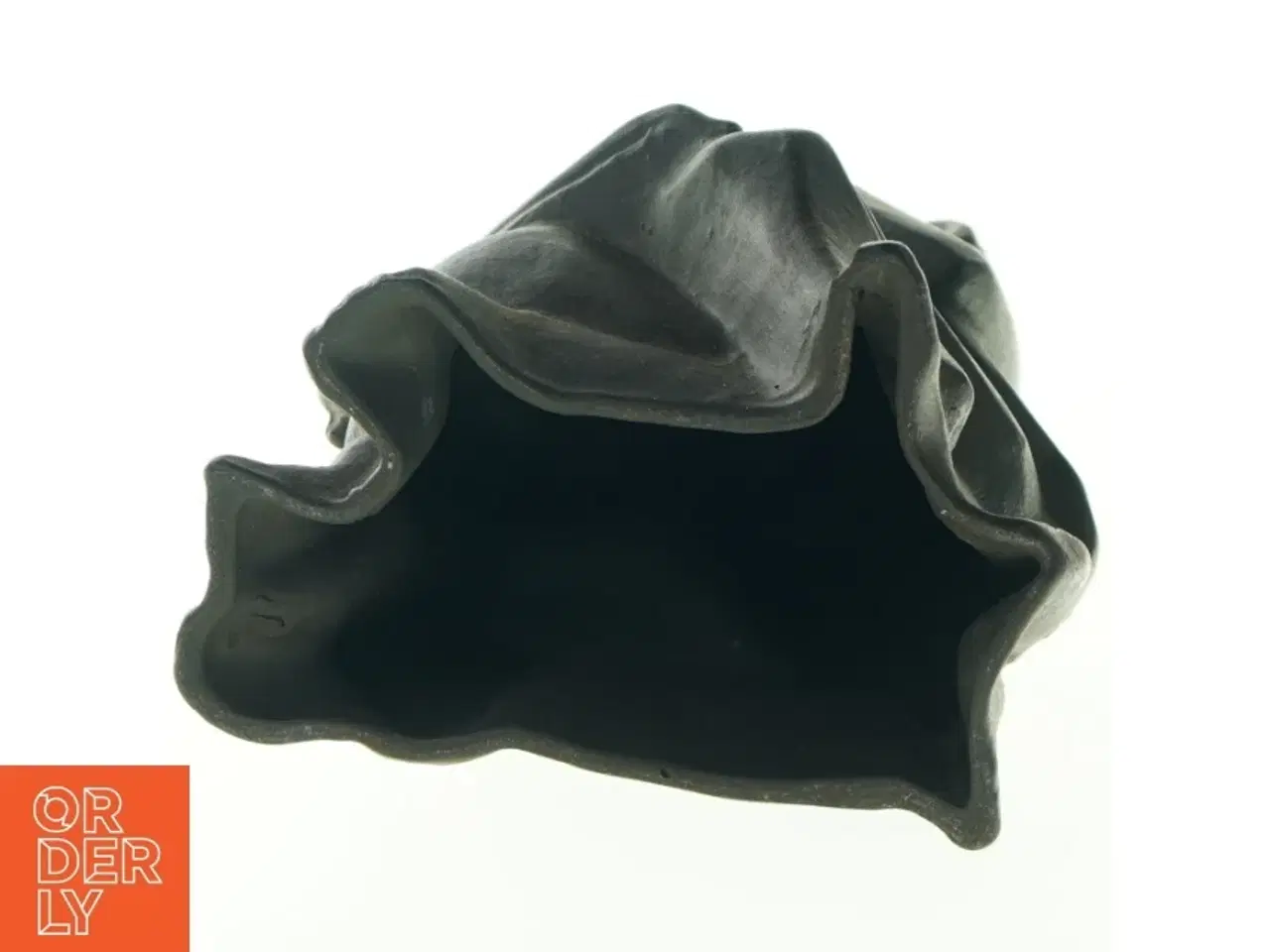 Billede 8 - Skulptur af siddende figur (str. H. 18 cm. b. 13 cm)