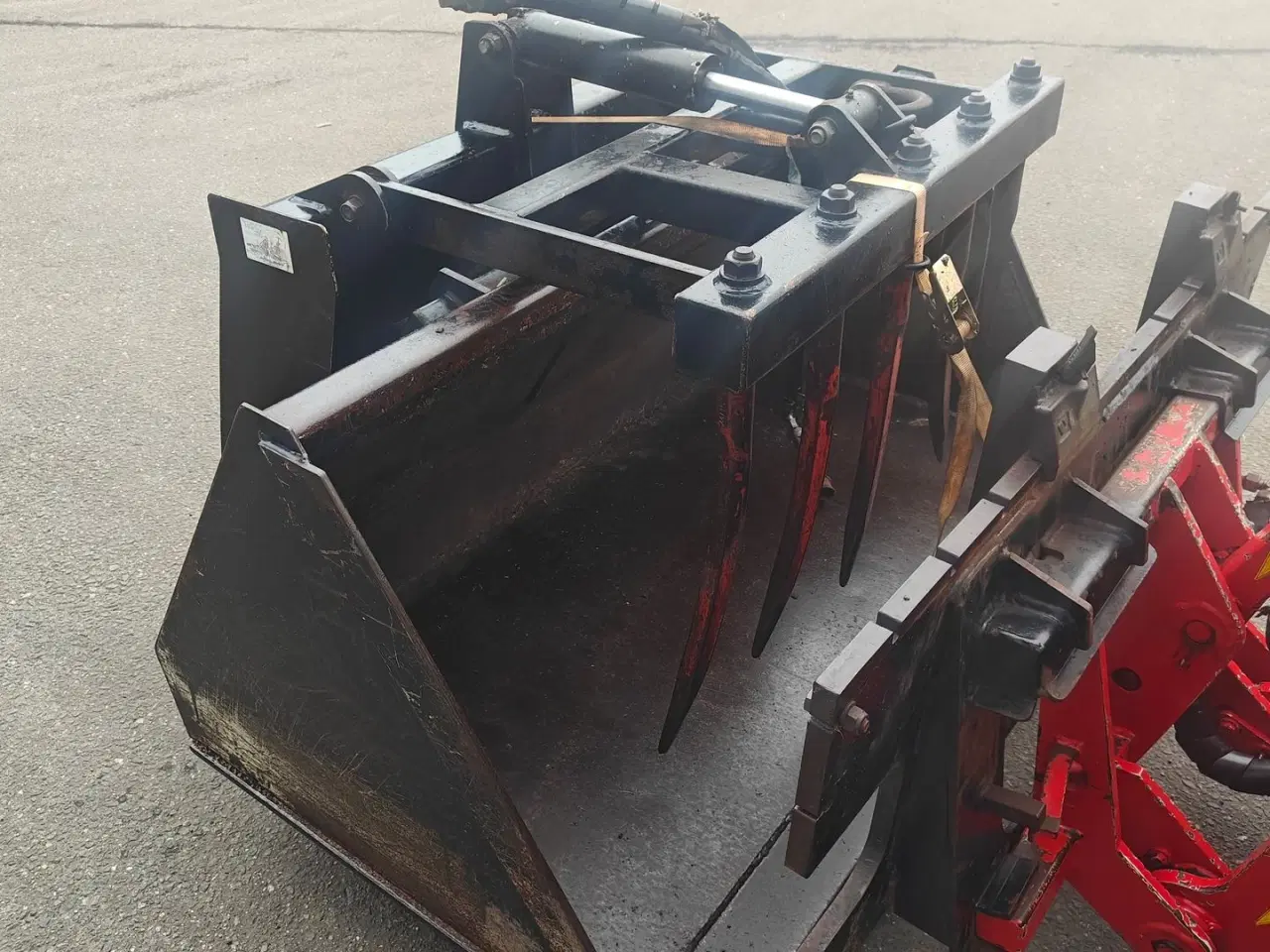 Billede 6 - Thaler KL 234/ Ka Skovl, pallegafler, siloklo medfølger