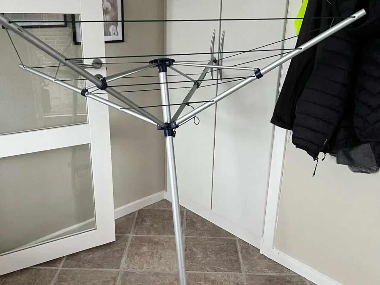 Billede 1 - Tøjstativ til campingvogn