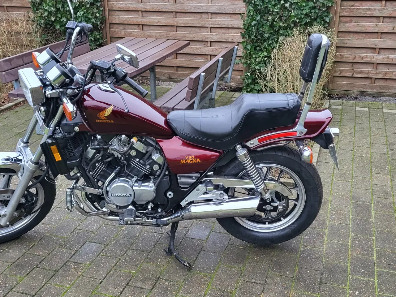 Billede 2 - Honda Magna V 30