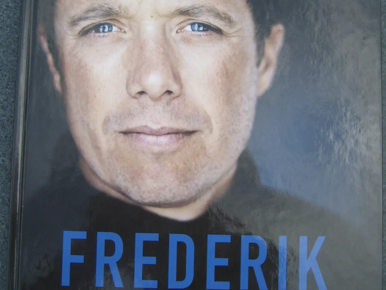 Billede 3 - Flotte bøger om kongefamilien