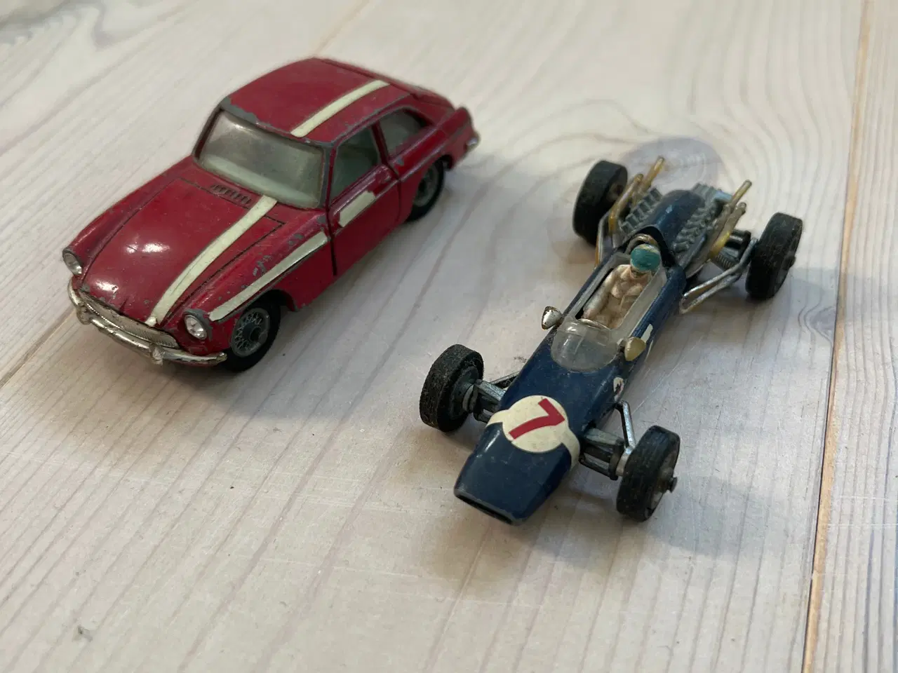 Billede 7 - Gamle legetøjsbiler