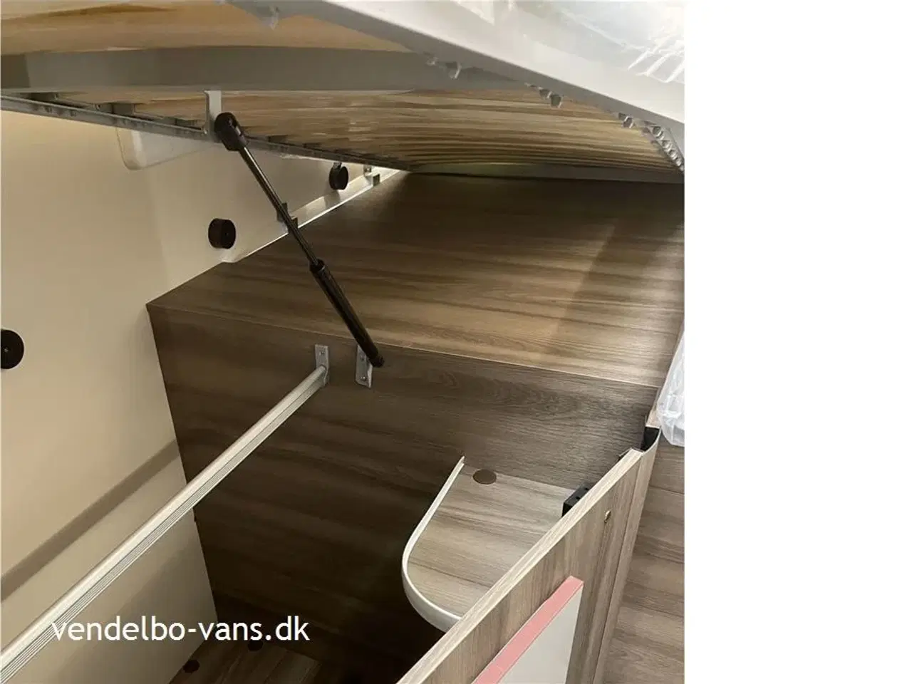 Billede 11 - 2025 - Rollerteam Kronos 281 TL FIT   Enkeltsenge og stor garage - kun 6,69 M lang - kun 2,15 M bred - kun 2,85 M høj