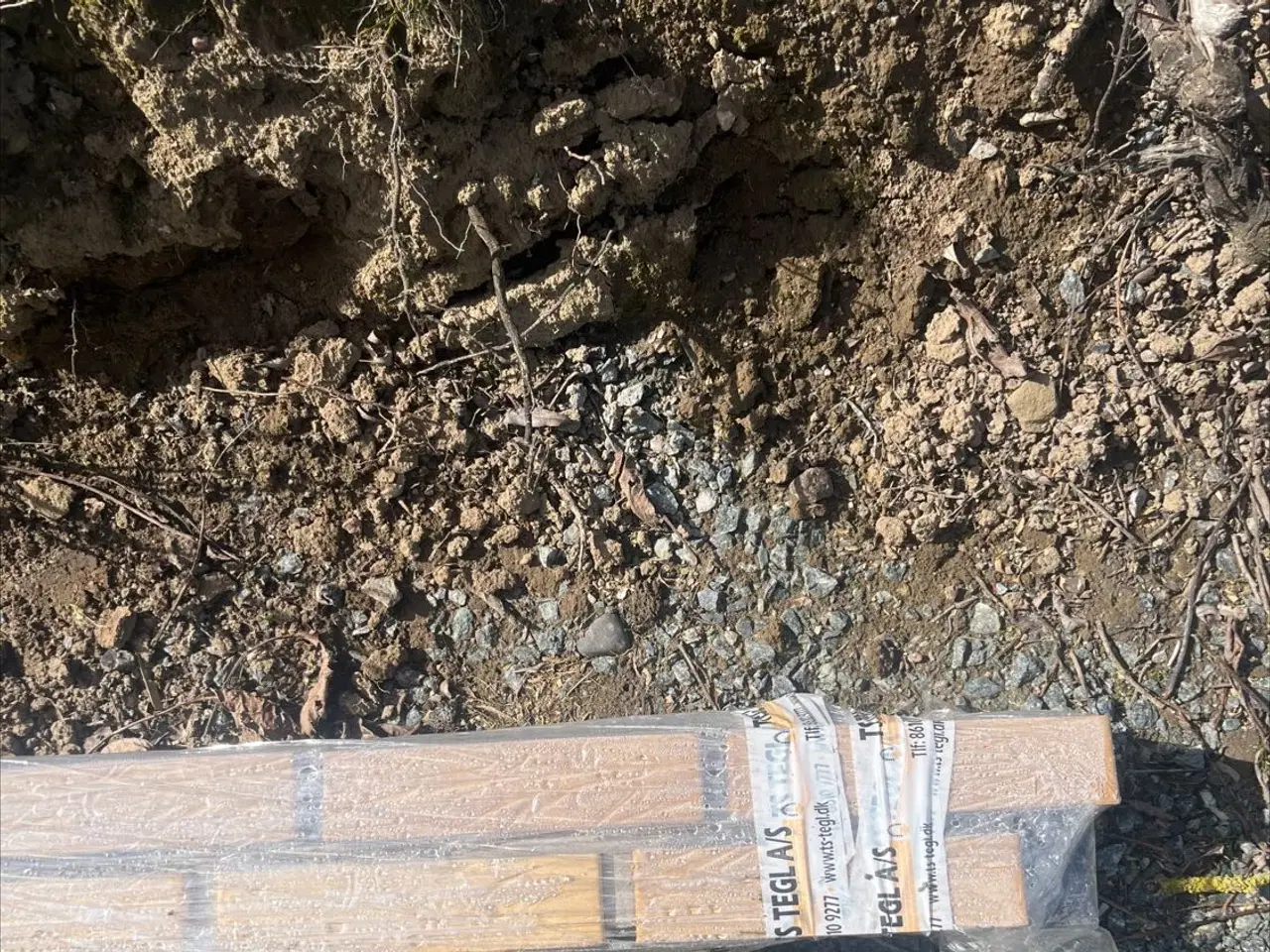 Billede 1 - 9 stens overligger facade gul til vandskuring