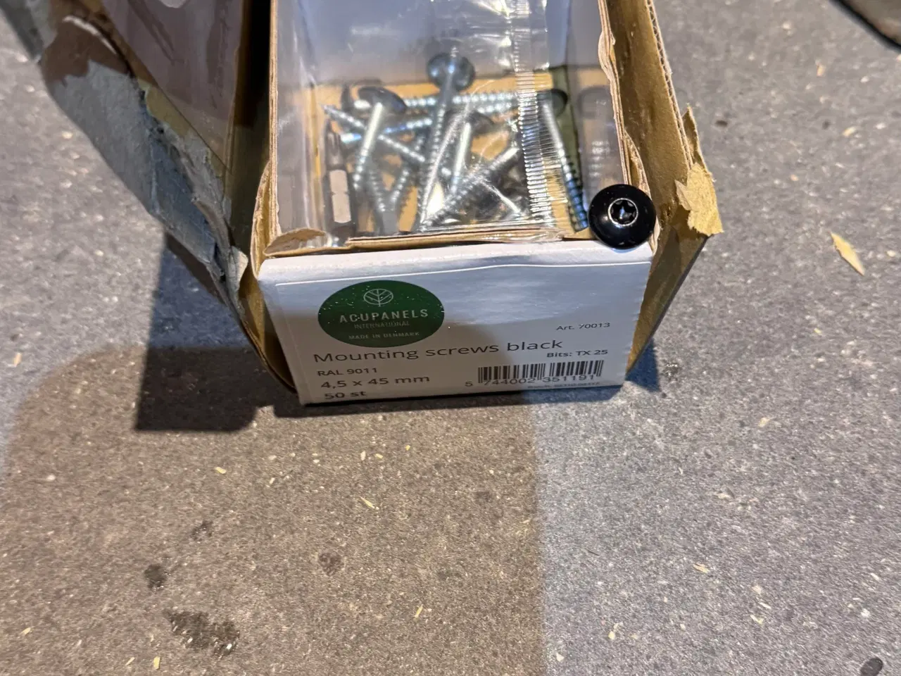 Billede 17 - Isolering, alu profiler, skruer